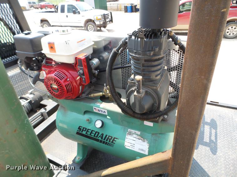 image for item DC4563 2008 GMC C4500 service truck