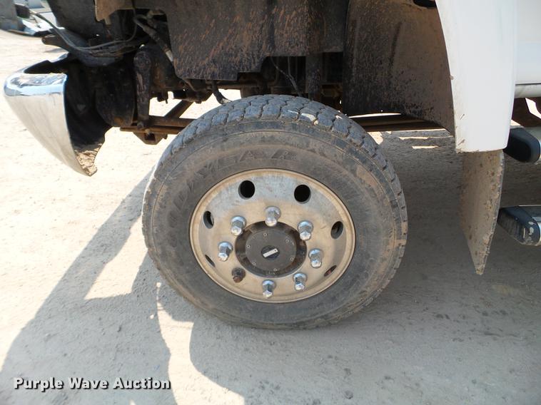 image for item DC4563 2008 GMC C4500 service truck