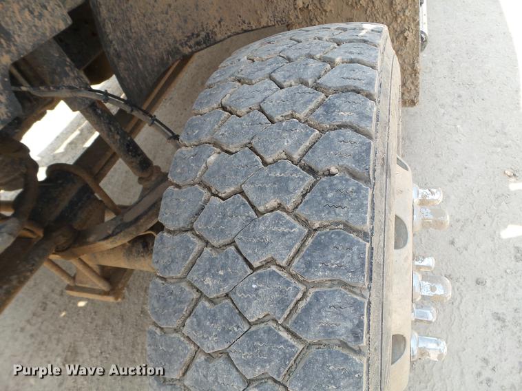 image for item DC4563 2008 GMC C4500 service truck