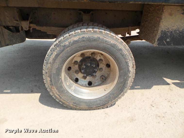 image for item DC4563 2008 GMC C4500 service truck