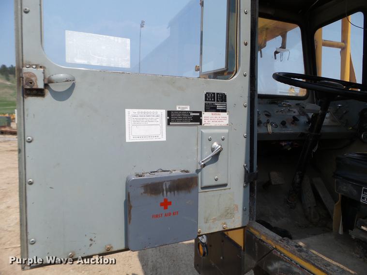 image for item DC4564 1970 Grove TM275T crane