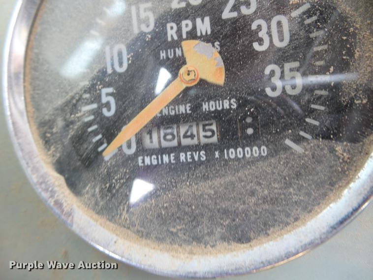 image for item DC4564 1970 Grove TM275T crane