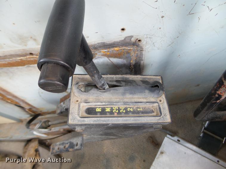 image for item DC4564 1970 Grove TM275T crane