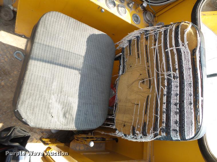 image for item DC4564 1970 Grove TM275T crane