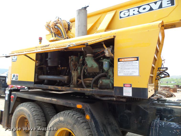 image for item DC4564 1970 Grove TM275T crane