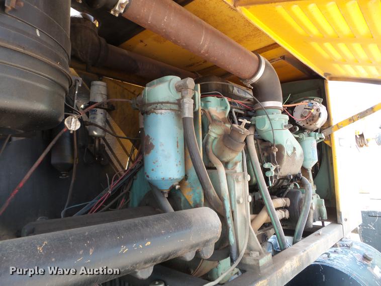 image for item DC4564 1970 Grove TM275T crane