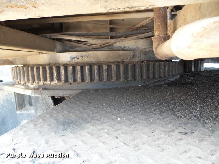 image for item DC4564 1970 Grove TM275T crane