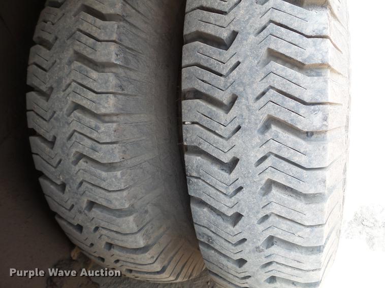 image for item DC4564 1970 Grove TM275T crane