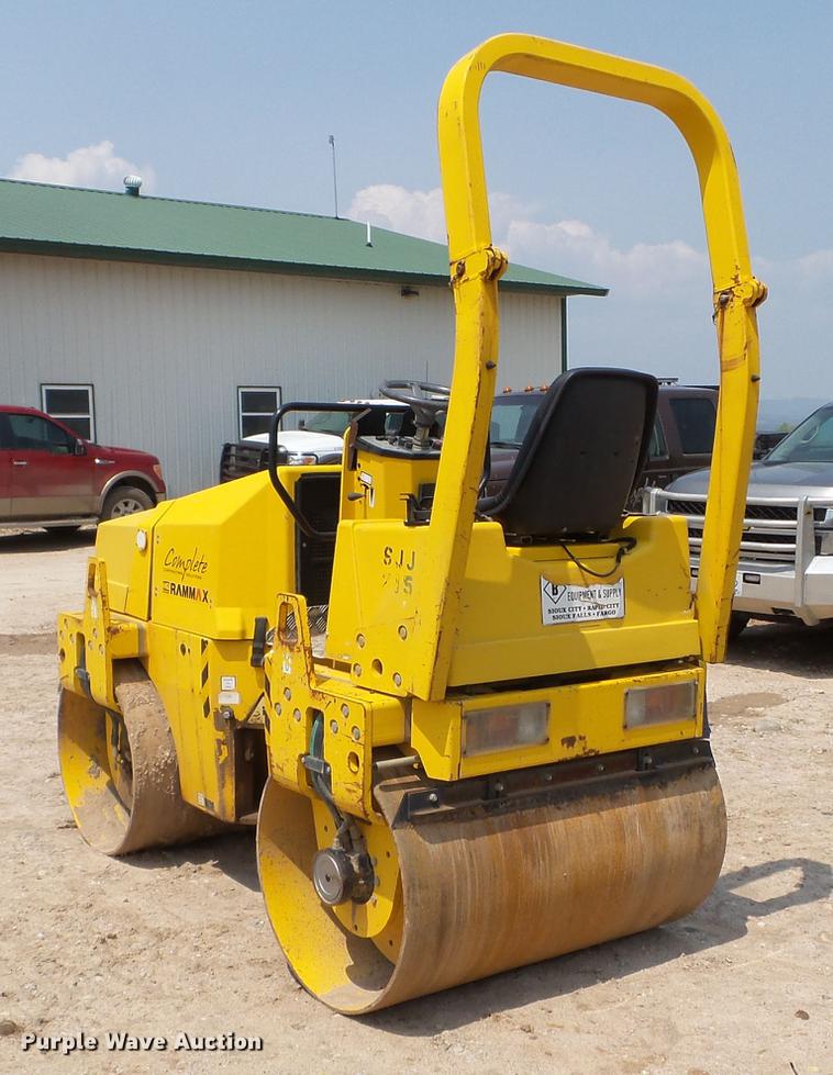 image for item DC4566 RVMMAX T26 double drum vibratory roller