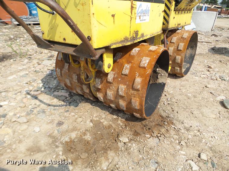 image for item DC4568 1999 Wacker RT820 trench compactor