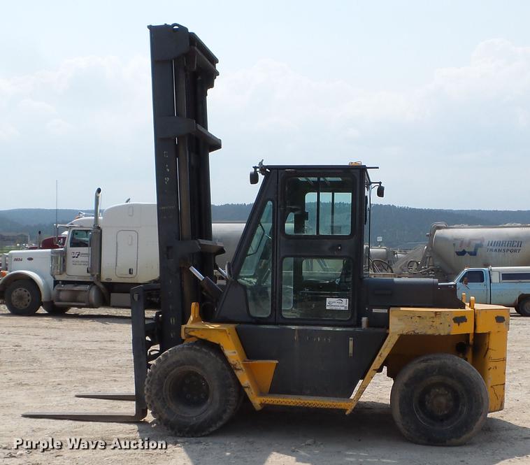 image for item DC4569 Wiggins WD150Y forklift