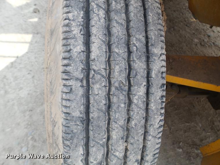 image for item DC4569 Wiggins WD150Y forklift