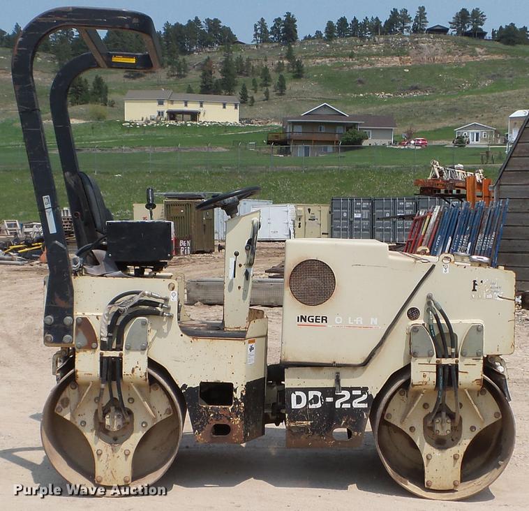 image for item DC4570 1998 Ingersoll Rand DD-22 double drum vibratory roller