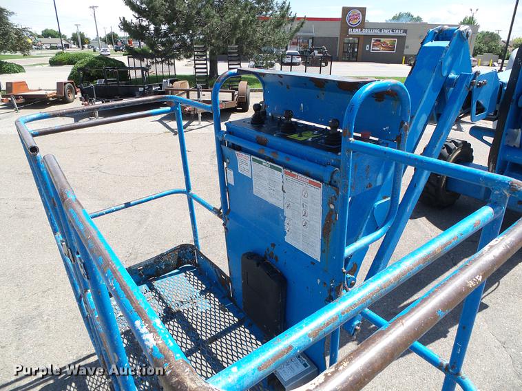 image for item DC5152 2004 Genie Z-45/25J boom lift