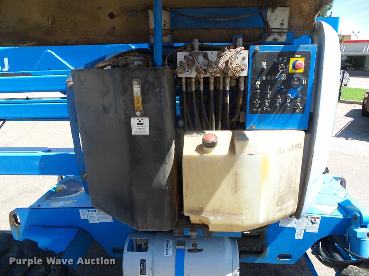 image for item DC5152 2004 Genie Z-45/25J boom lift