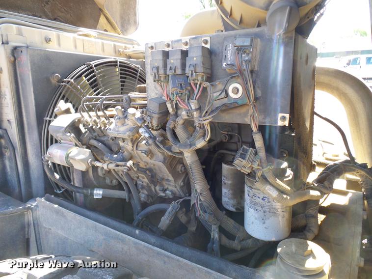 image for item DD6032 2002 Ingersoll Rand SD77-DXTF Single drum vibratory roller