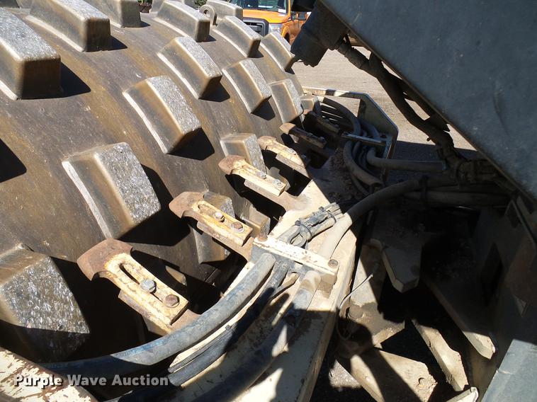 image for item DD6032 2002 Ingersoll Rand SD77-DXTF Single drum vibratory roller