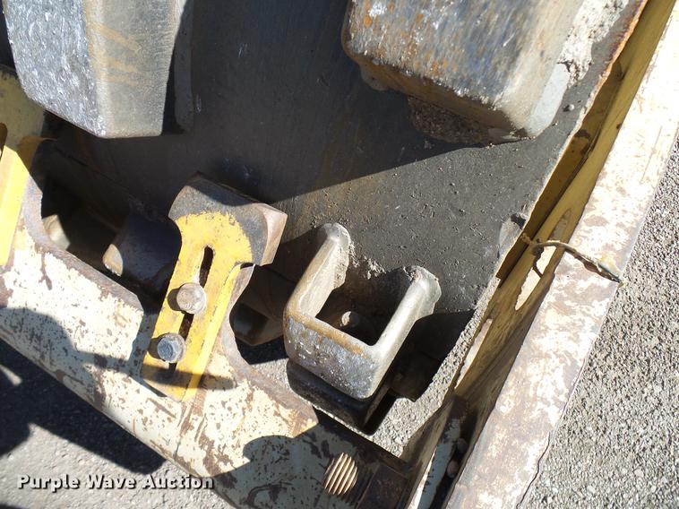 image for item DD6032 2002 Ingersoll Rand SD77-DXTF Single drum vibratory roller