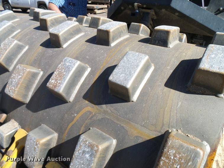 image for item DD6032 2002 Ingersoll Rand SD77-DXTF Single drum vibratory roller