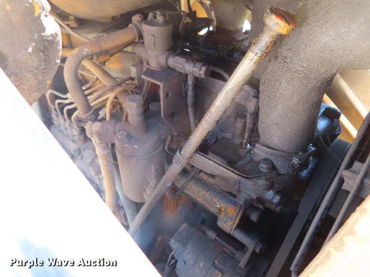 image for item DD6182 1978 Komatsu D31S-16 track loader