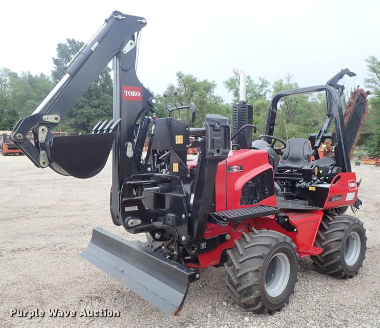 image for item DE5395 2015 Toro RT600 trencher