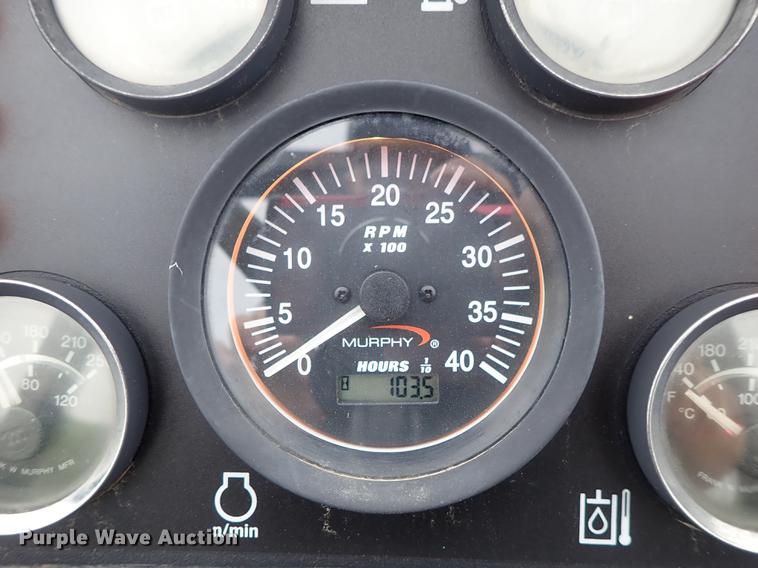 image for item DE5395 2015 Toro RT600 trencher