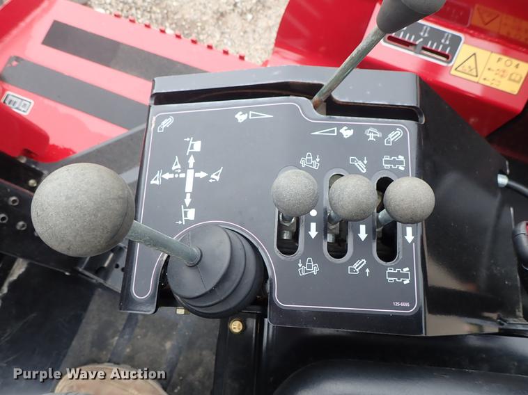 image for item DE5395 2015 Toro RT600 trencher