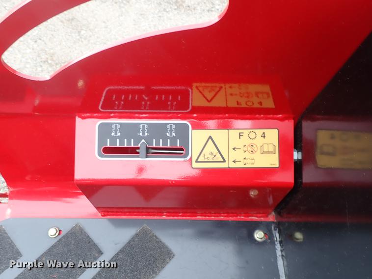 image for item DE5395 2015 Toro RT600 trencher