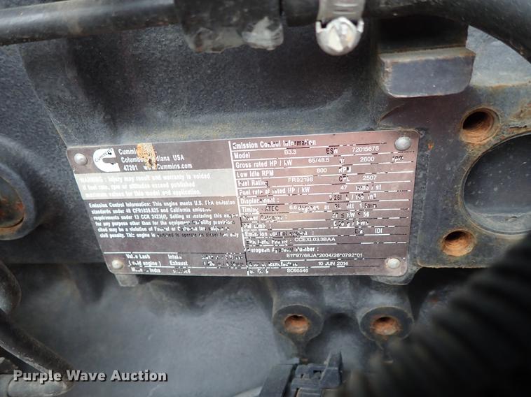 image for item DE5395 2015 Toro RT600 trencher