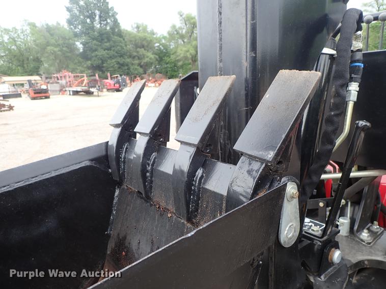 image for item DE5395 2015 Toro RT600 trencher