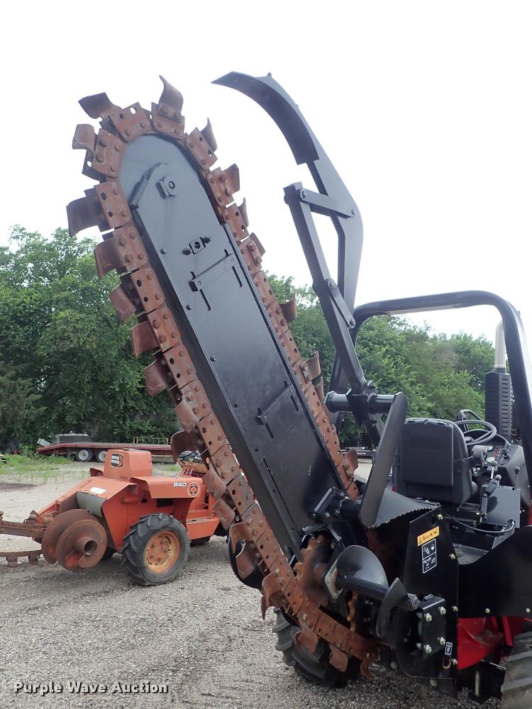 image for item DE5395 2015 Toro RT600 trencher