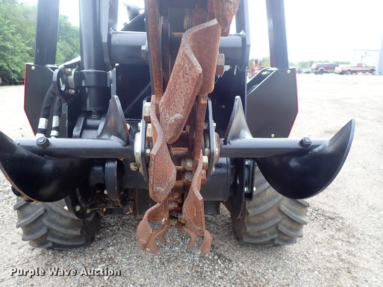 image for item DE5395 2015 Toro RT600 trencher