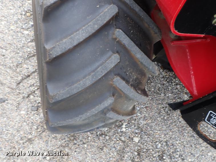 image for item DE5395 2015 Toro RT600 trencher