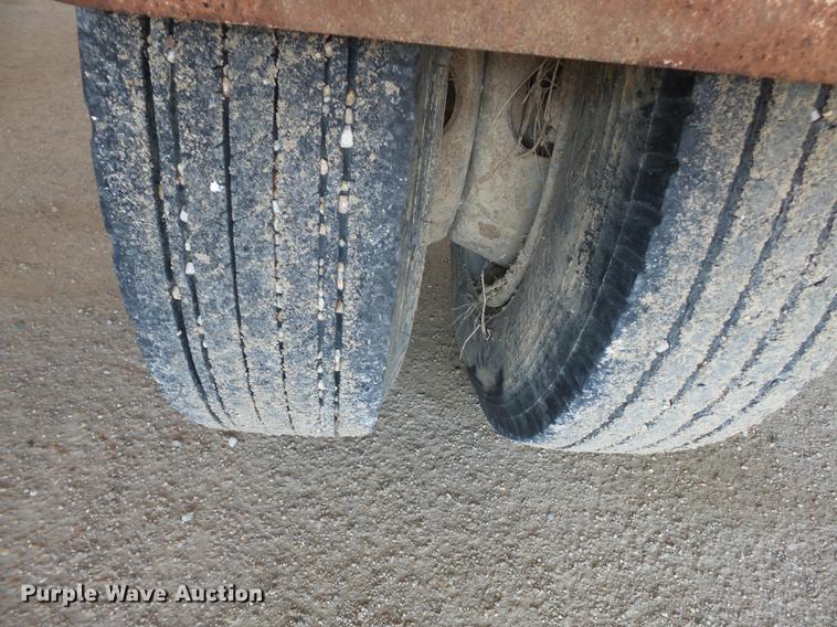 image for item DE7806 2003 HERS Inc P-15 pole trailer