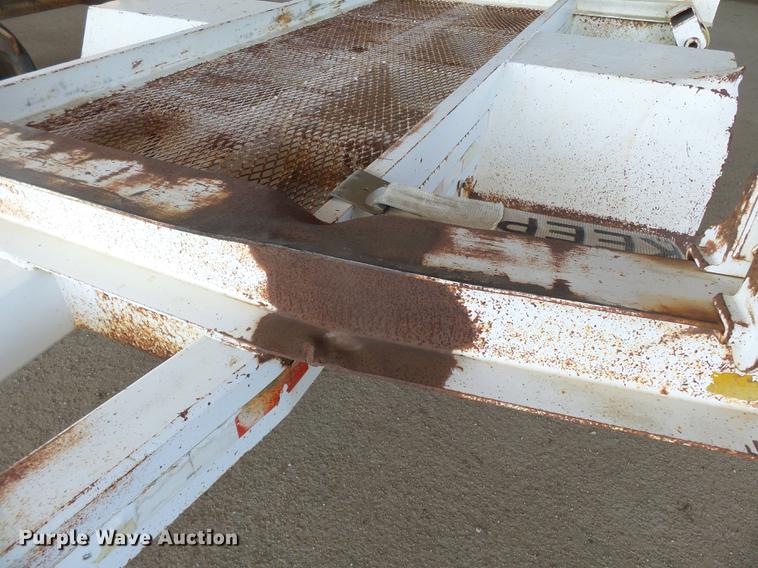 image for item DE7806 2003 HERS Inc P-15 pole trailer