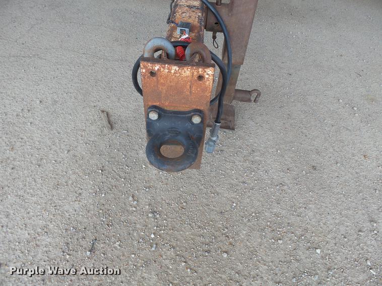 image for item DE7807 2004 R&W pole trailer