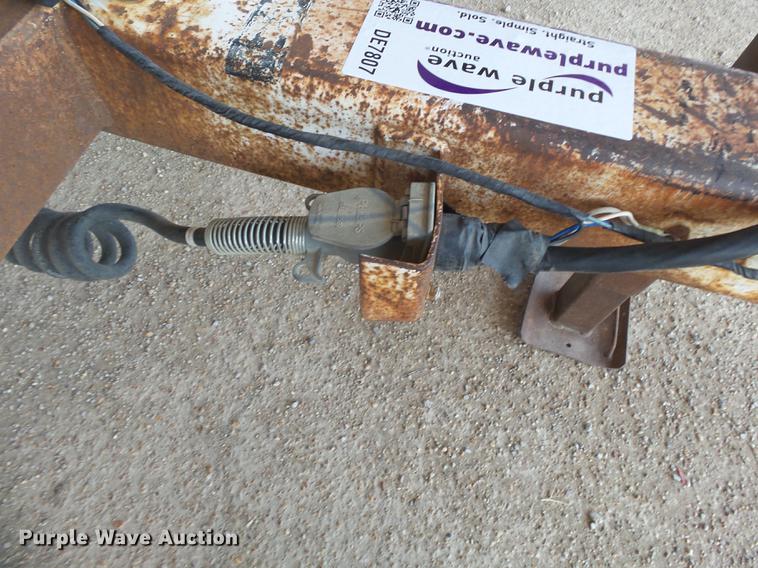 image for item DE7807 2004 R&W pole trailer