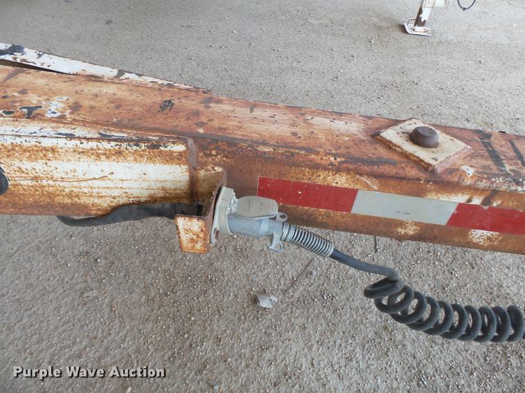 image for item DE7807 2004 R&W pole trailer