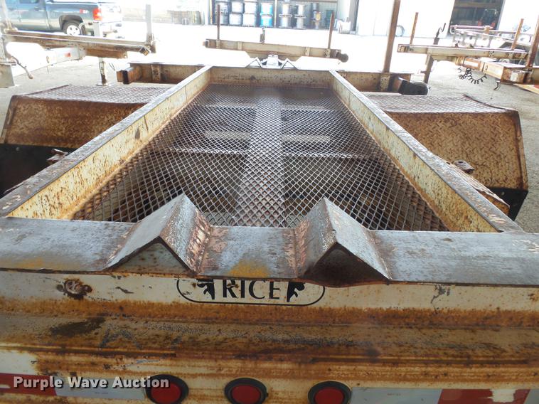 image for item DE7807 2004 R&W pole trailer