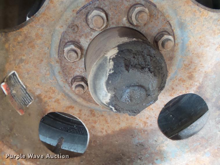 image for item DE7807 2004 R&W pole trailer