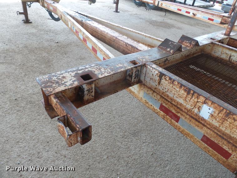 image for item DE7807 2004 R&W pole trailer
