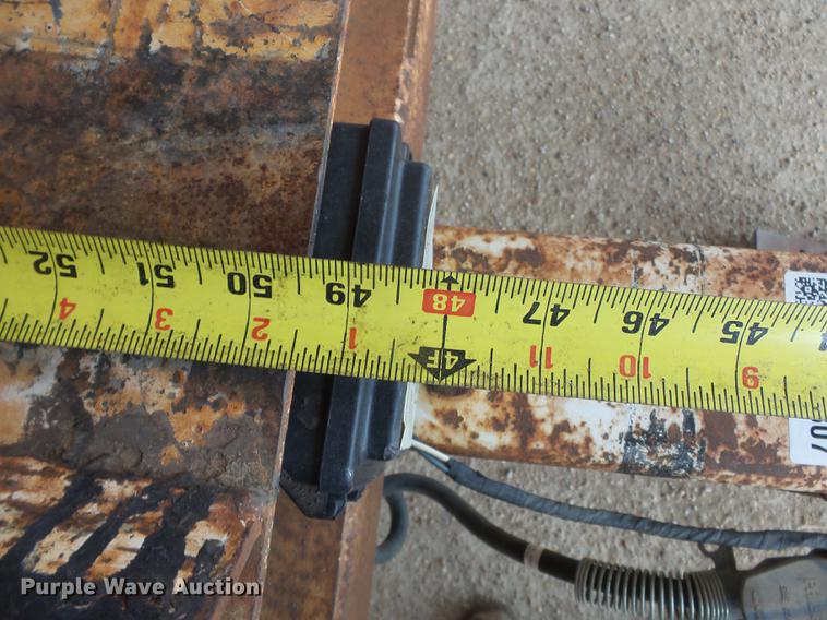 image for item DE7807 2004 R&W pole trailer