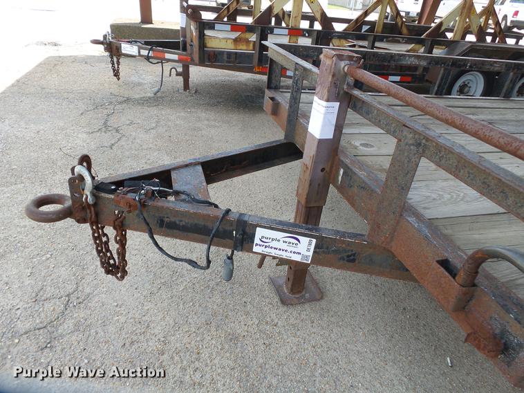 image for item DE7809 1995 R&W utility trailer