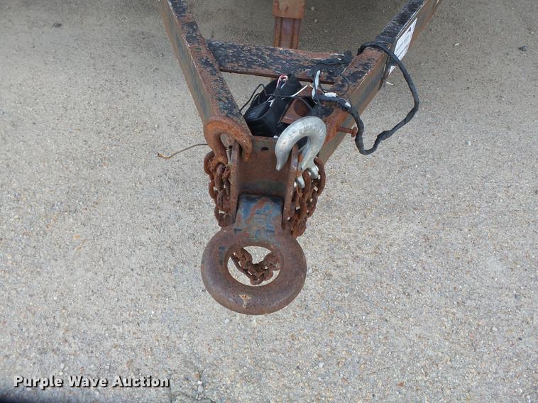 image for item DE7809 1995 R&W utility trailer