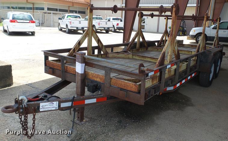 image for item DE7810 1995 R&W utility trailer
