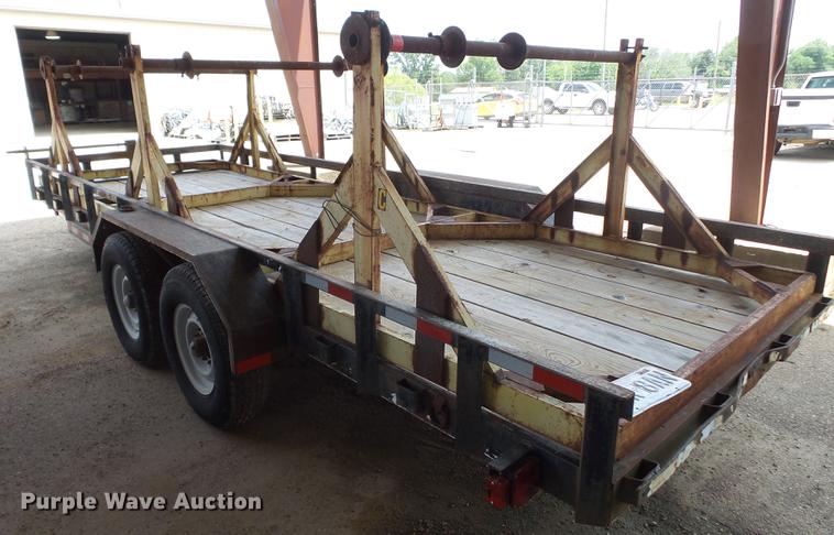 image for item DE7810 1995 R&W utility trailer