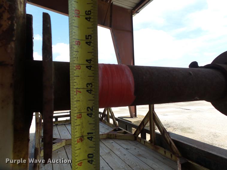 image for item DE7810 1995 R&W utility trailer