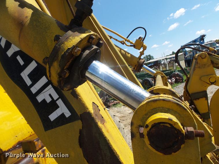 image for item DE7822 Pettibone Super 154A telehandler