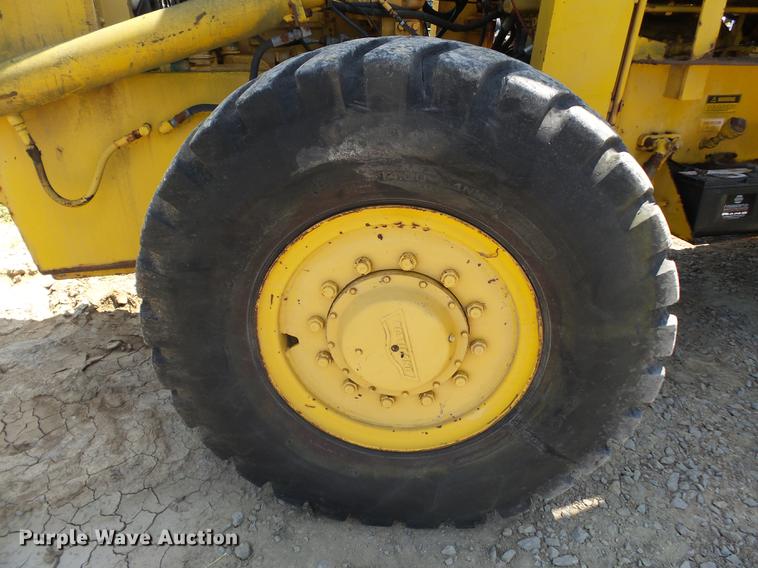 image for item DE7822 Pettibone Super 154A telehandler