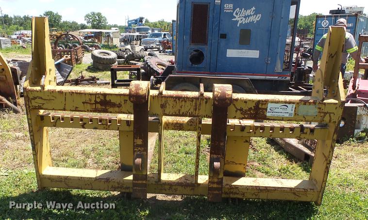 image for item DE7823 Caterpillar ART02723 pallet forks